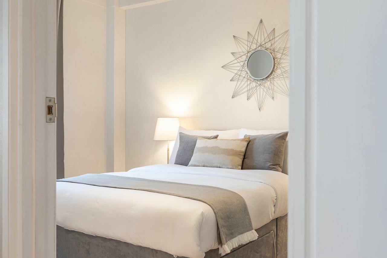 Grand Swiss Cottage Apartment London Eksteriør billede