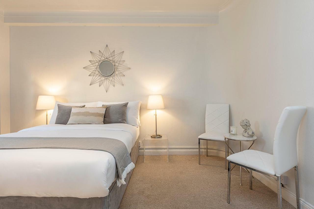 Grand Swiss Cottage Apartment London Eksteriør billede